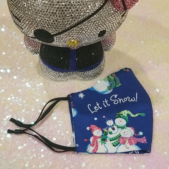 💖SALE💖 Christmas Face Mask - Picture 3 of 7
